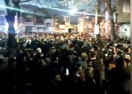 इरानमा सरकारविरोधी प्रदर्शन तीव्र, अहिलेसम्म ४२ जनाको ज्यान गयो