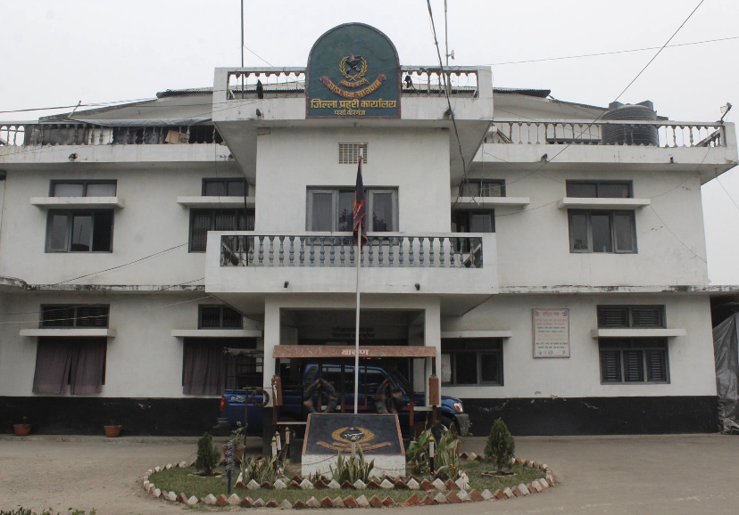 क्राईमको संरक्षण : पर्सामा प्रहरी कै मिलोमतोमा खुल्लेयाम तस्करी हुदै  ।