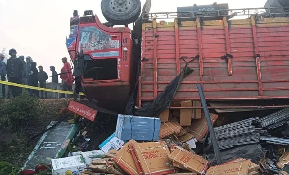 सुनसरीमा ट्रक दुर्घटना हुँदा ५ जनाको मृत्यु