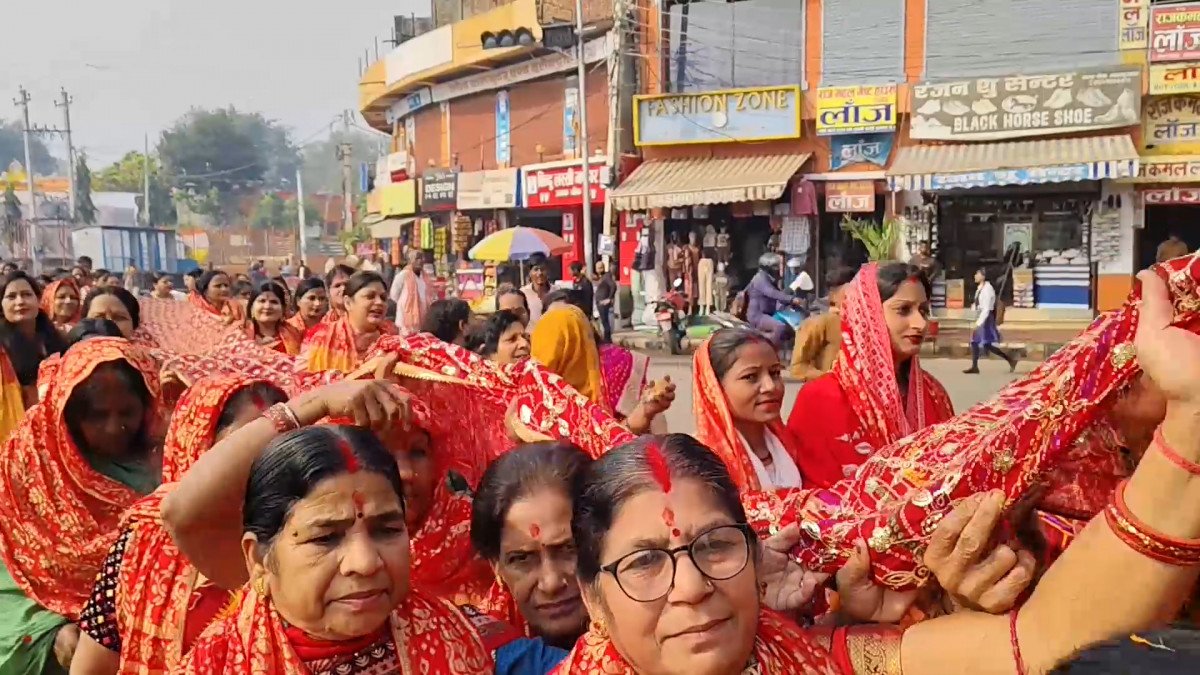 शनिबार वीरगञ्जमा चुनरी यात्रा