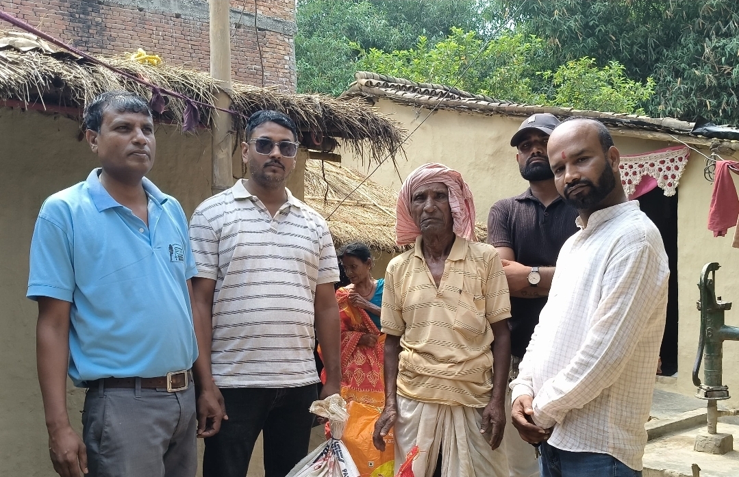 भवानीपुरका कुर्मी परिवारको विवाहमा कानु युथको सहयोग, २५ हजार बराबरको खाद्य सामग्री हस्तान्तरण