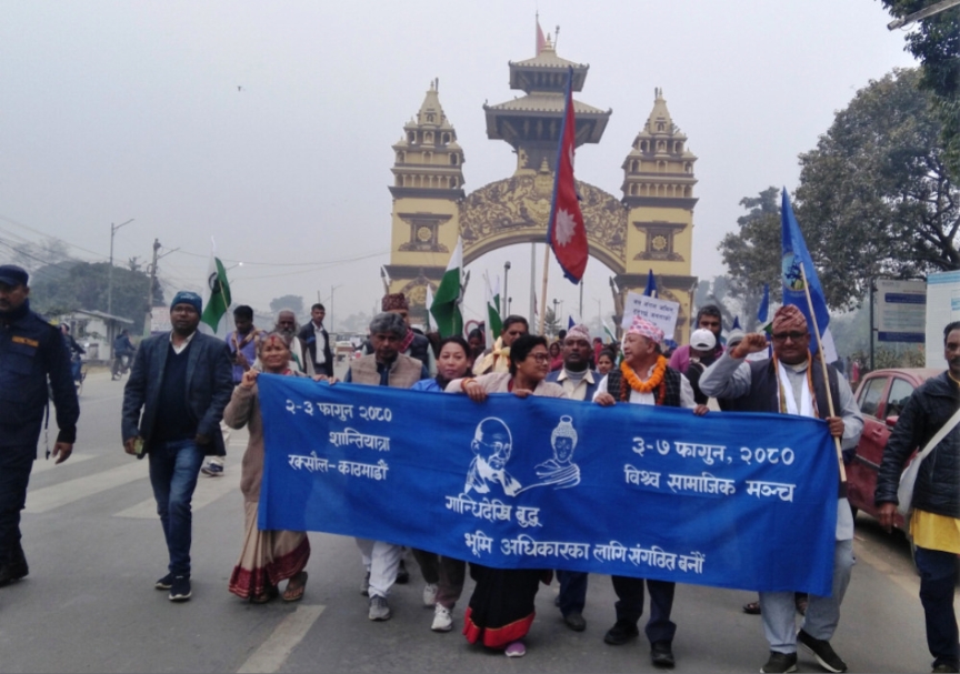 काठमाडौं जाँदै 'गान्धीदेखि बुद्धसम्म' शान्ति यात्रा  