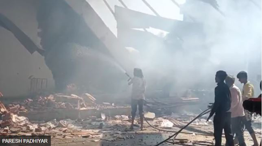 गुजरातमा पटका गोदाममा भीषण विस्फोट, १७ जनाको मृत्यु