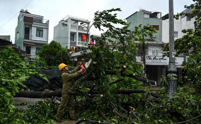 फिलिपिन्सपछि भियतनाम पुगेको टाइफुन आँधीले ३ जनाको ज्यान गयो