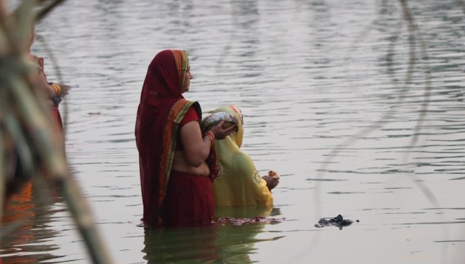 चैती छठ व्रतअन्तर्गत आज दोस्रो दिन खरना पर्व मनाइँदै