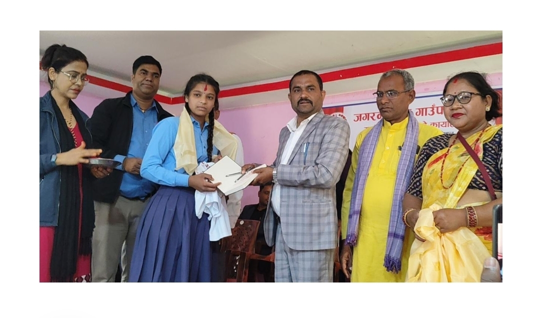 एसईई अघि जगरनाथपुरका विद्यार्थीलाई प्रोत्साहन: सामग्री वितरणसहित सम्मानजनक बिदाइ