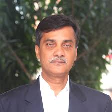 चौरसियाको चुनावी यात्रामा 'ब्रेक': आफ्नै क्षेत्र छाड्ने र न्यायालय गिजोल्ने नेता भन्दै स्थानीयको आक्रोश