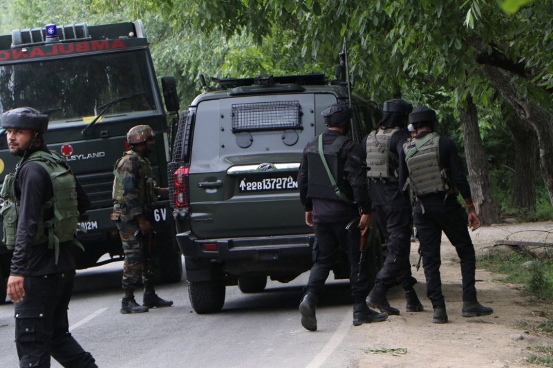 जम्मु–कश्मीरको कुलगाममा भिडन्त : दुई आतंकवादी मारिए, अपरेशन अझै जारी