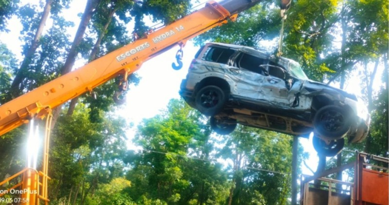 ट्रक र स्कारपिओ ठोक्किदा दुवै गाडीमा सवार सबै यात्रु घाइते