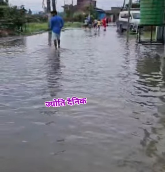 अविरल वर्षाले वीरगञ्ज महानगरका अधिकांश क्षेत्रमा डुबानको समस्या