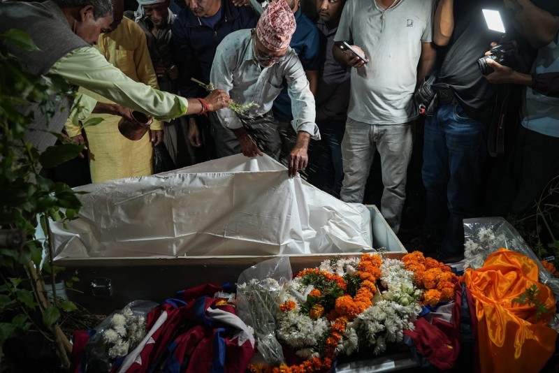 बाकसमा विपिन : लक्ष्मी पूजाका दिन गाउँमा सन्नाटा