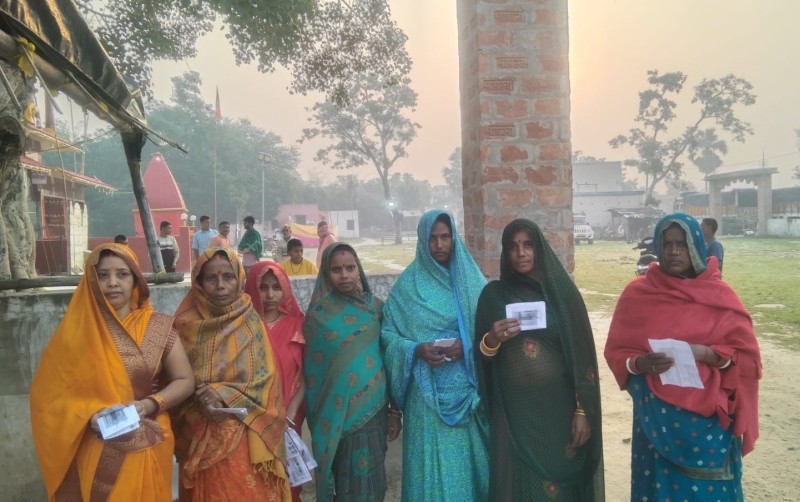 बिहारमा दोस्रो चरणको मतदान सुरु, दिल्ली विस्फोटपछि हाई अलर्ट जारी