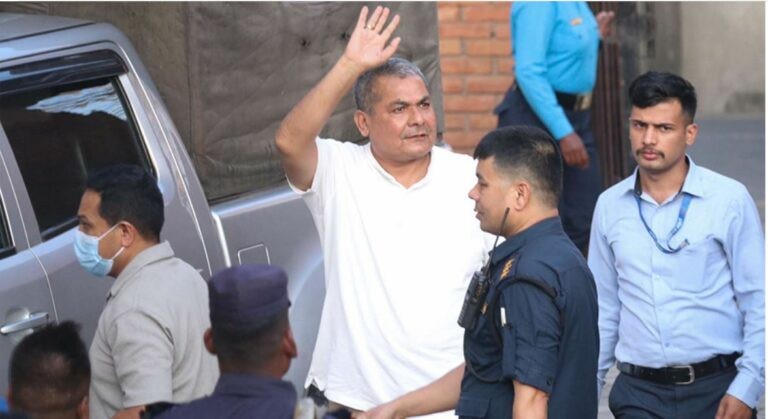 सार्वजनिक शान्तिविरुद्धको कसुरमा दुर्गा प्रसाईंलाई ४ दिन म्याद थप