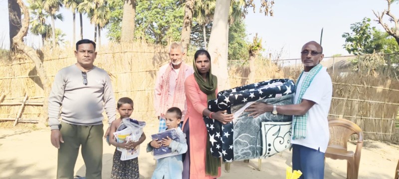 मिर्दाहा संस्थाद्वारा जगरनाथपुर–३ का विपन्न परिवारलाई राहत सामाग्री वितरण