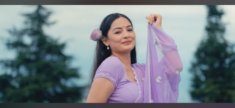 टिकटकबाट युट्युबसम्मको यात्रा, अचल शाही ठकुरीको ‘सप्तरंगी’ टिजर सार्वजनिक