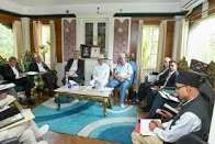 एमाले बैठक– नेतृत्व बहिर्गमनका पक्षमा थप पदाधिकारी खुल्दै, ओली केन्द्रीय कमिटीमा बहुमत दावी गर्दै