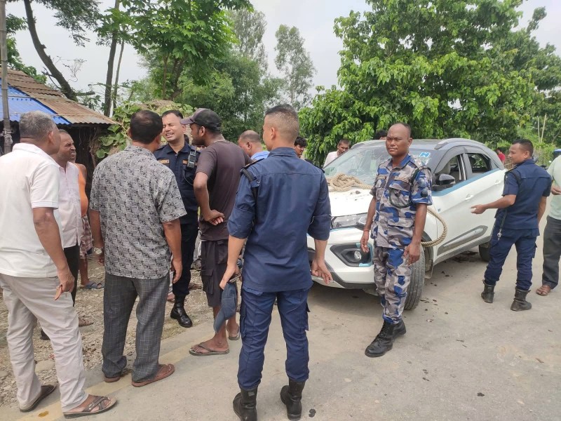 सुनसरीमा डाक्टरले चलाएको कारसँग ठोक्किँदा वरिष्ठ सई यादवको मृत्यु, पत्नी घाइते