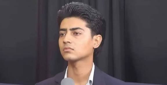 निर्वाचनले कि नागरिक सरकारले ?’— जेनजी अभियन्ता मिराज ढुंगाको रवि, कुलमान र बालेनलाई चुनौतीपूर्ण प्रश्न