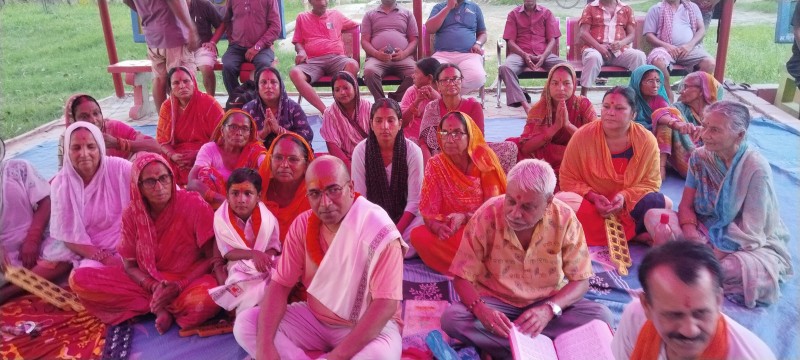 भजन–कीर्तन गर्ने श्रद्धालुका लागि बिरगञ्ज न्युरो एण्ड जेनेरल हस्पिटलद्वारा फाइबर ट्रस्ट निर्माण, डा. श्याम बाबु प्रसाद सम्मानित।