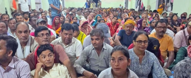 सरकार सम्झौतामा तयार नहुँदा ३ दिनदेखि निजगढै मिटरब्याजपीडित