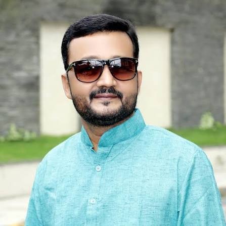 दल परिवर्तनले विश्वसनीयतामाथि प्रश्न: प्रदीप यादवको राजनीतिक यात्रामाथि मतदाताको शंका