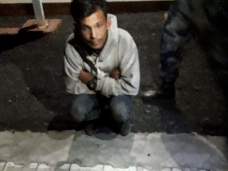 बिरगंजबाट लागु औषधसहित एक जना सशस्त्र प्रहरीको नियन्त्रणमा ।