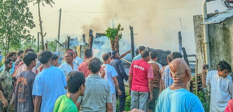 सर्लाहीमा आगलागीबाट एउटा घर जल्यो