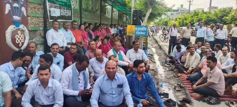 महानगरसँग सहति भएसँगै शिक्षकहरुको आन्दोलन फिर्ता  