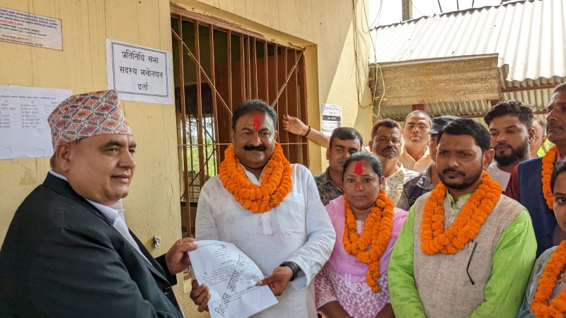 एमालेका केन्द्रीय सदस्य राजकुमार गुप्ताले पर्सा जिल्ला निर्बाचन क्षेत्र नम्बर ३ बाट दिए उम्मेदवारी ।