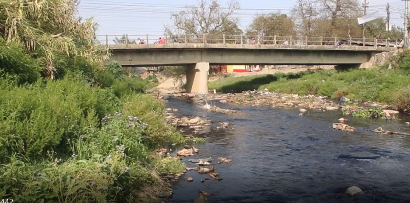 वीरगञ्जको सरिस्वा नदिको प्रदुषण कायमै,छठ ब्रतालु निरास