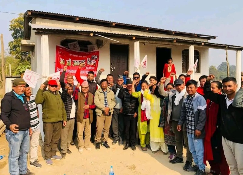 ठोरीमा जनयुद्ध दिवसको अवसरमा दुई कोठे भवन हस्तान्तरण 