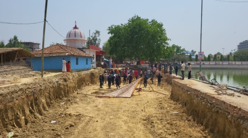 स्व.रामनारायण मिश्र स्मारक निर्माण विवादमा अदालतले दियो काम रोक्न आदेश