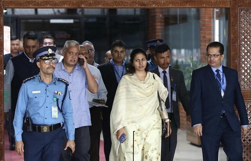 तनहुँ बस दुर्घटना : घाइतेलाई भेट्न र शव लिन भारतका राज्यमन्त्री रक्षा खडेस काठमाण्डौमा