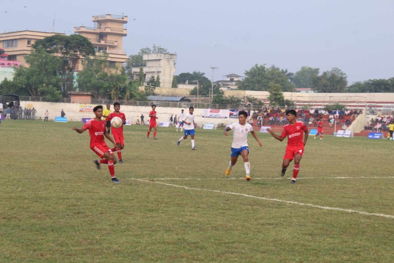 प्रथम वीरगन्ज गोल्डकप फुटबल प्रतियोगिताको दोस्रो दिनको खेलमा संकटा क्लब काठमांडौ विजयी।