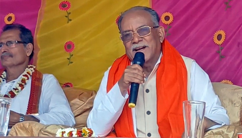 बालेनको घरमा पुगेर प्रचण्डले भने– हामी सबै मिलेर देश बनाउनु छ