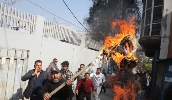 कुलमानलाई बर्खास्त गरेको विरोधमा एकीकृत समाजवादीनिकट विद्यार्थीहरूद्वारा प्रदर्शन (तस्बिरहरू)
