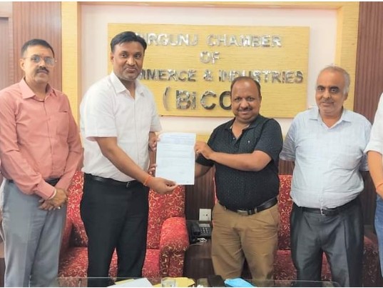 वीउवा सङ्घका अध्यक्ष सुबोध कुमार गुप्ताद्वारा तीन समिति विस्तार।