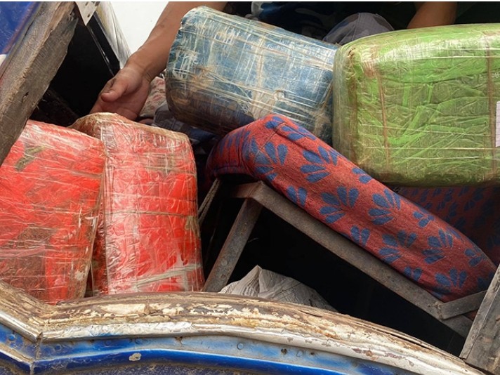 बिरगंजबाट बेवारिसे अवस्थामा लागूऔषध गाँजा सहित ट्रक प्रहरी नियन्त्रणमा।