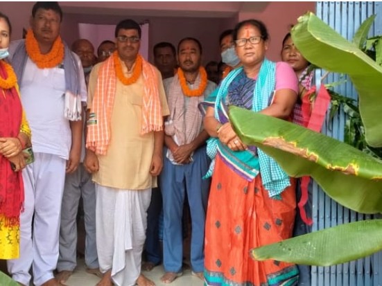 जिराभवानी गाउँपालिकाकाे वडा नं. २ मा  निर्मित वडा कार्यालय भवनकाे उद्घाटन।