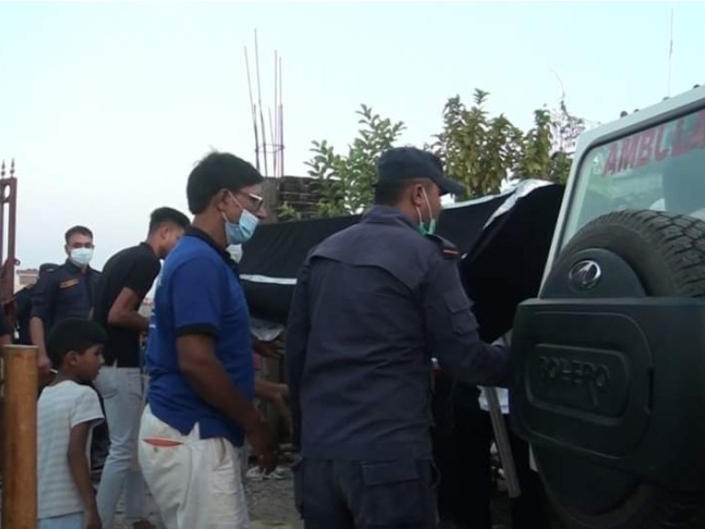 बीरगन्जमा दाहसंस्कार गर्न लागिएको युवतीको शव प्रहरी नियन्त्रणमा।