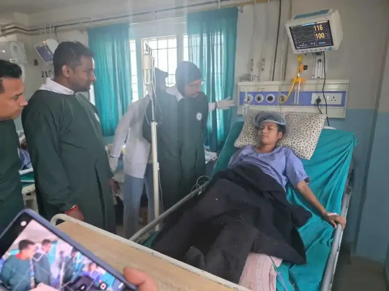 श्रीमान्‌द्वारा क्रूर आक्रमणमा परेकी महिलाको उपचार खर्च सांसद कानुले बेहोर्ने