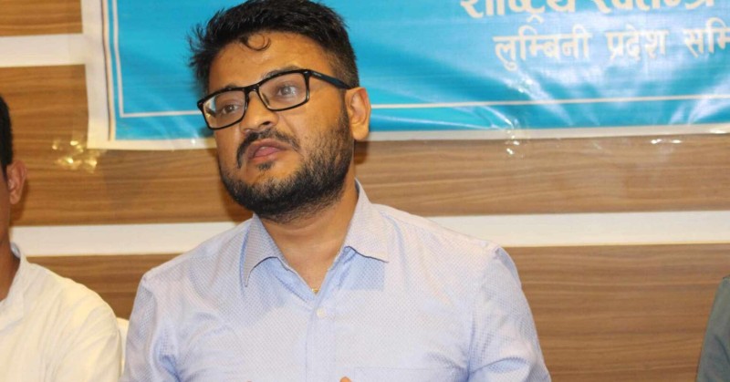 रास्वपाको महामन्त्री आफैंँ भएको जिकिर गर्दै मुकुलले दिए निर्वाचन आयोगमा निवेदन