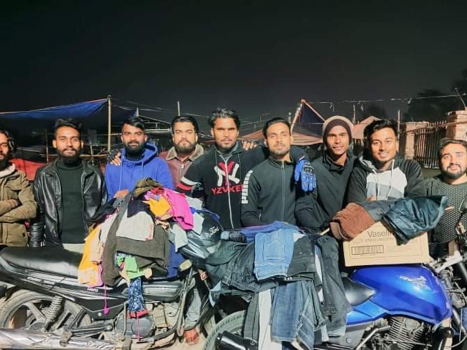 मानवता देखाउने गरी समाजवादी विद्यार्थी युनियन द्वारा न्यानो कपडा वितरण।