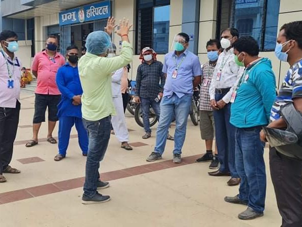 प्रभु हस्पिटल बीरगंजमा कोभिड एक्सन टिम (क्याट) पर्साको अनुगमन ।