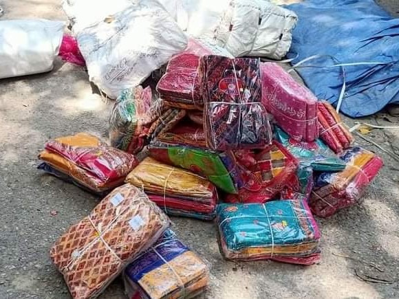 अबैद्य रूपमा भण्डारण गरेको लताकपडा बरामद।