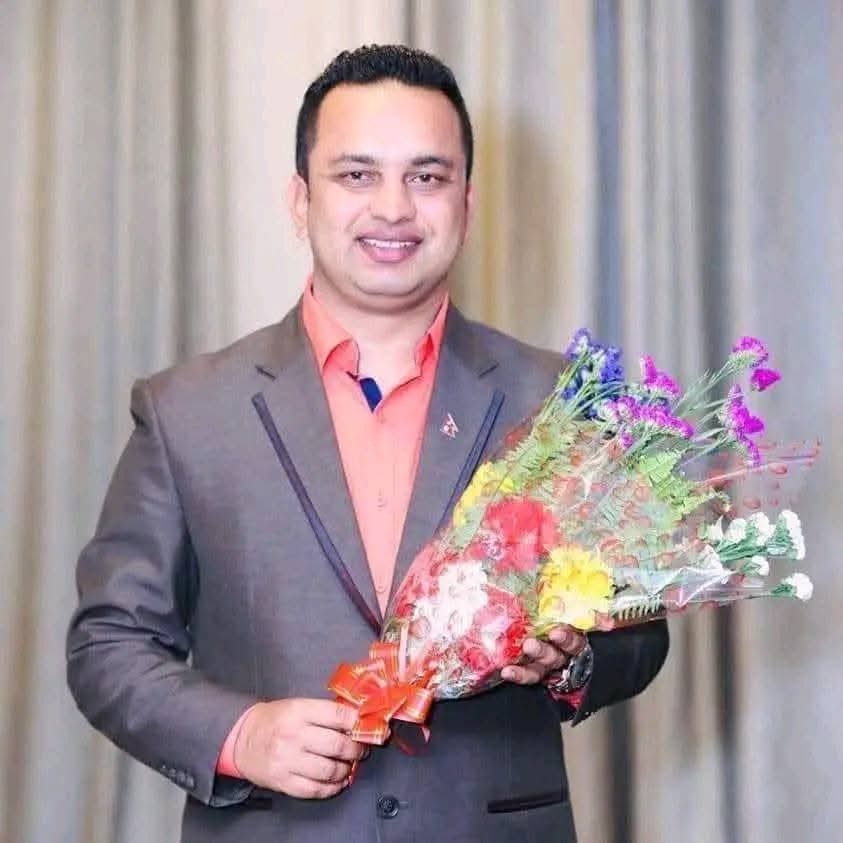 प्रेस चौतारी नेपालको अध्यक्षमा गणेश पाण्डे सर्वसम्मत, अन्य पदमा को-को ? (सूचीसहित)