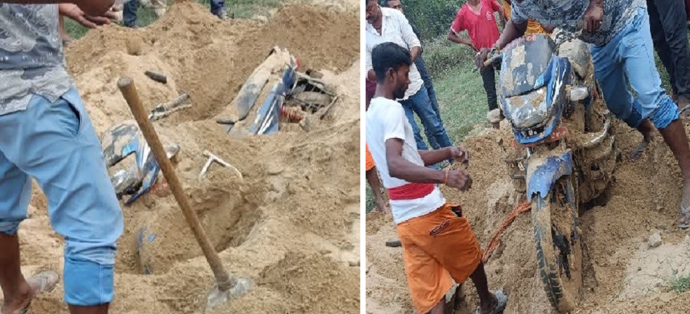 महोत्तरीमा माटोमा गाडिएको मोटरसाइकल फेला