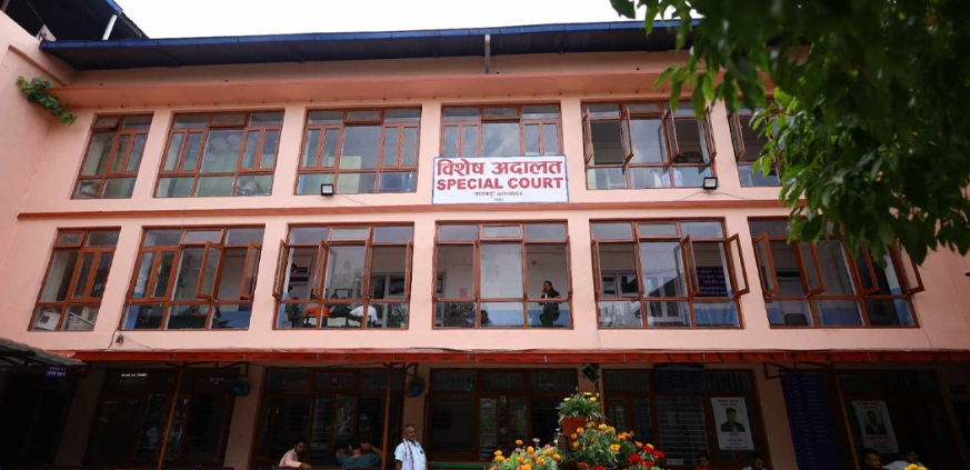 धनुषाको हँसपुर नगरपालिकाका तत्कालीन उपप्रमुख रेणुदेवी झासहितको भ्रष्टाचार मुद्दामा सुनुवाइ शुरु