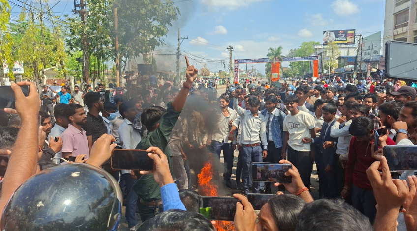 आन्तरिक विवादले परीक्षा रोकिएपछि वीरगञ्जको हरि खेतान क्याम्पस तनावग्रस्त