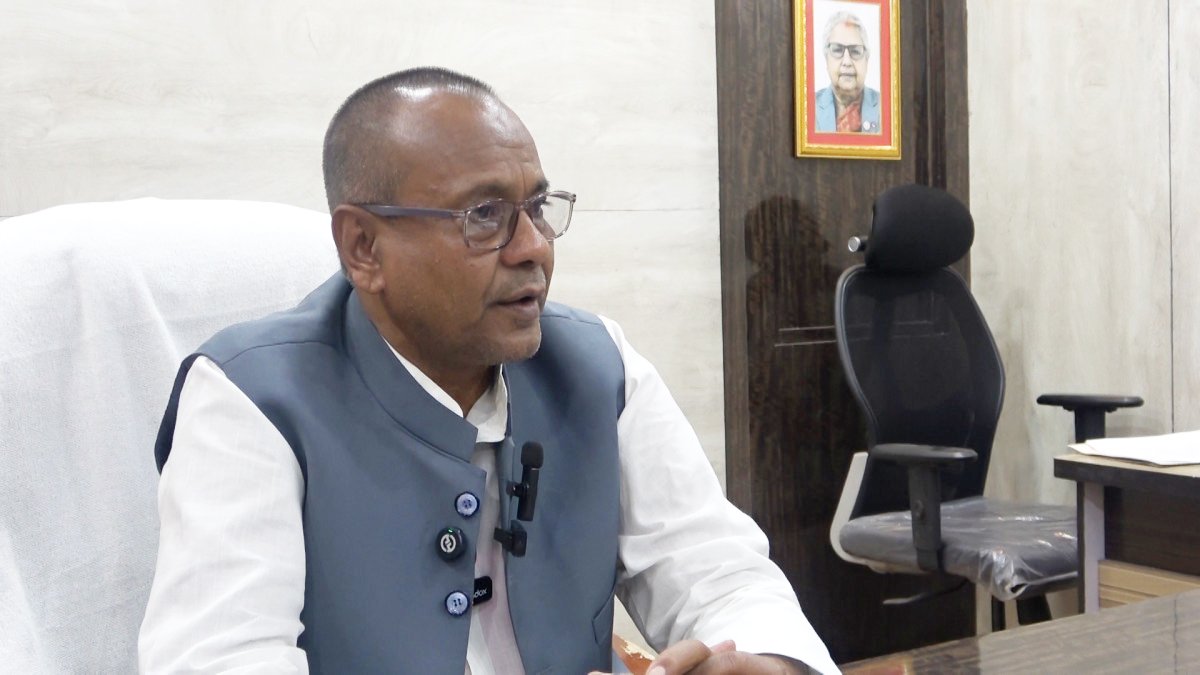 मधेस प्रदेशमा अब नपढेकाले पनि लाइसेन्स पाउने : ई–रिक्सा र ट्याक्टर चालकलाई लिखित परीक्षा छुट